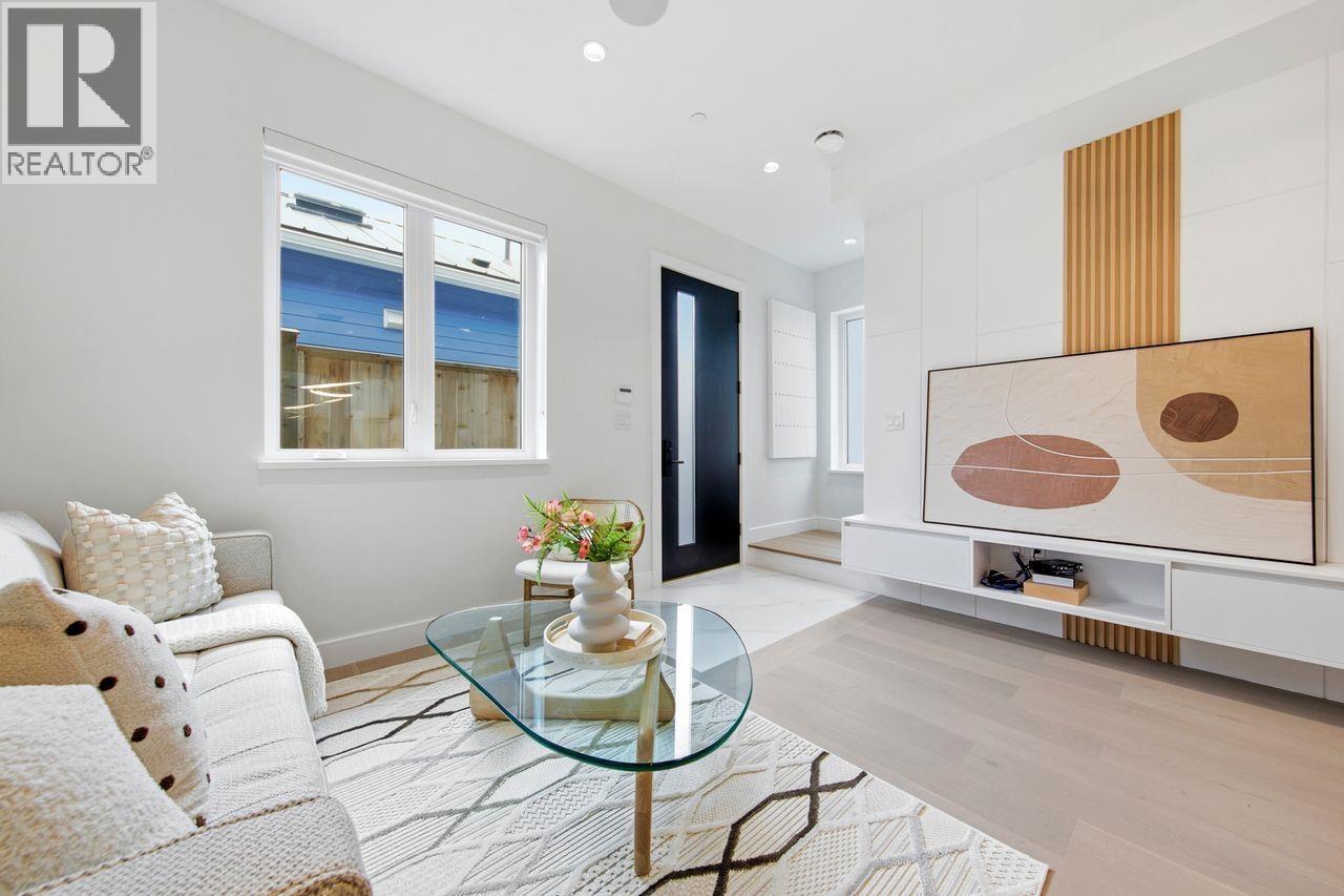 4021 West 18th Avenue, Vancouver, British Columbia  V6S 1B9 - Photo 3 - R3107607