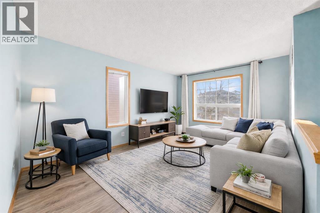 120 Creek Gardens Place Nw, Airdrie, Alberta  T4B 2P7 - Photo 3 - A2294259