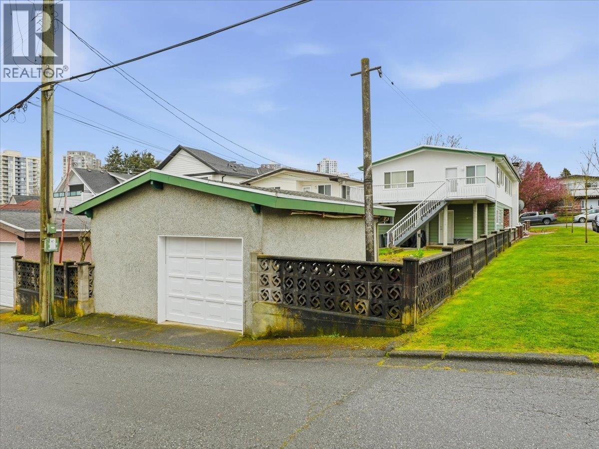 3395 Church Street, Vancouver, British Columbia  V5R 4W7 - Photo 3 - R3107901