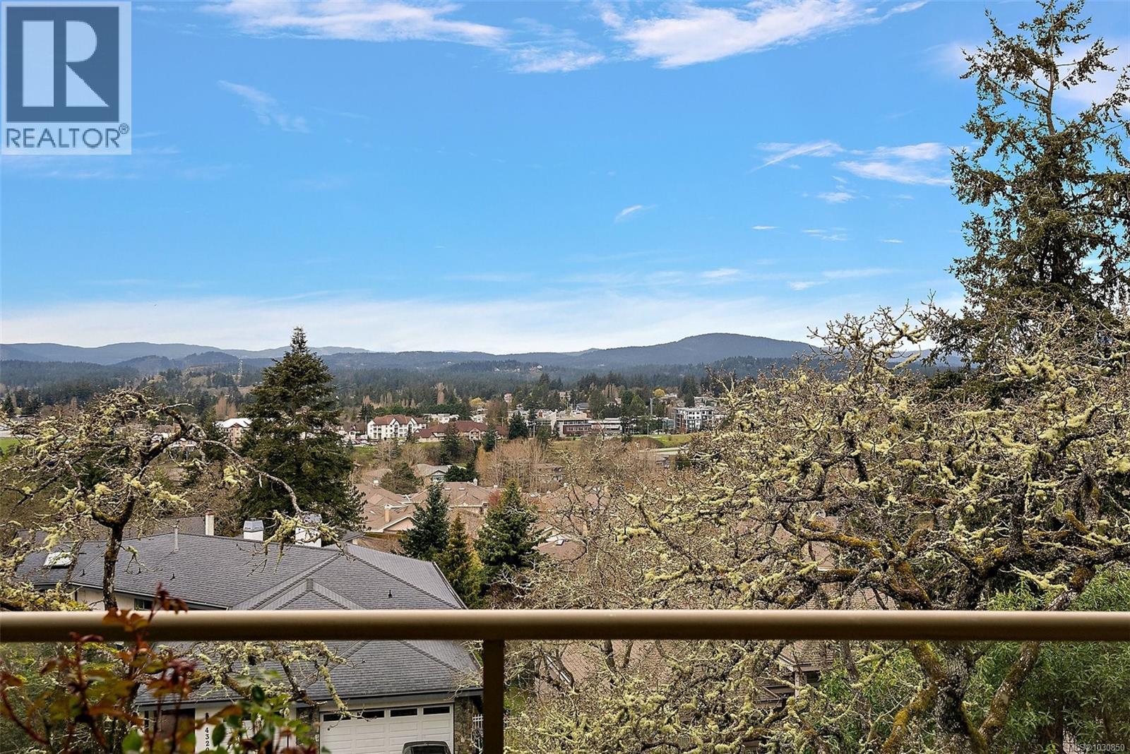 13 4300 Stoneywood Lane, Saanich, British Columbia  V8X 5A5 - Photo 32 - 1030850