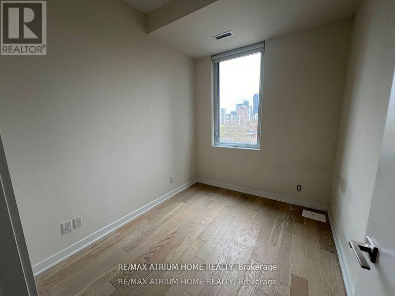 805 - 17 Dundonald Street, Toronto, Ontario  M4Y 0E4 - Photo 5 - C12968602