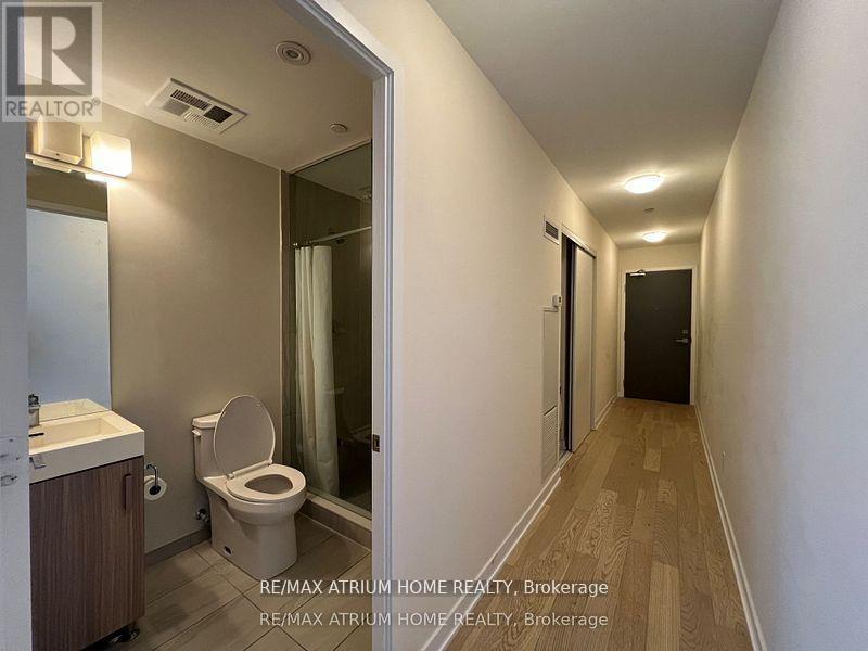 805 - 17 Dundonald Street, Toronto, Ontario  M4Y 0E4 - Photo 6 - C12968602