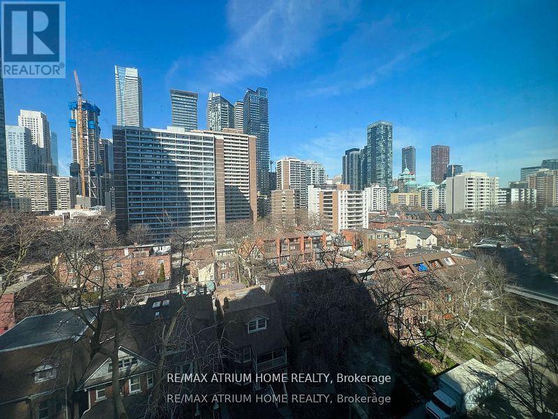 805 - 17 Dundonald Street, Toronto, Ontario  M4Y 0E4 - Photo 9 - C12968602