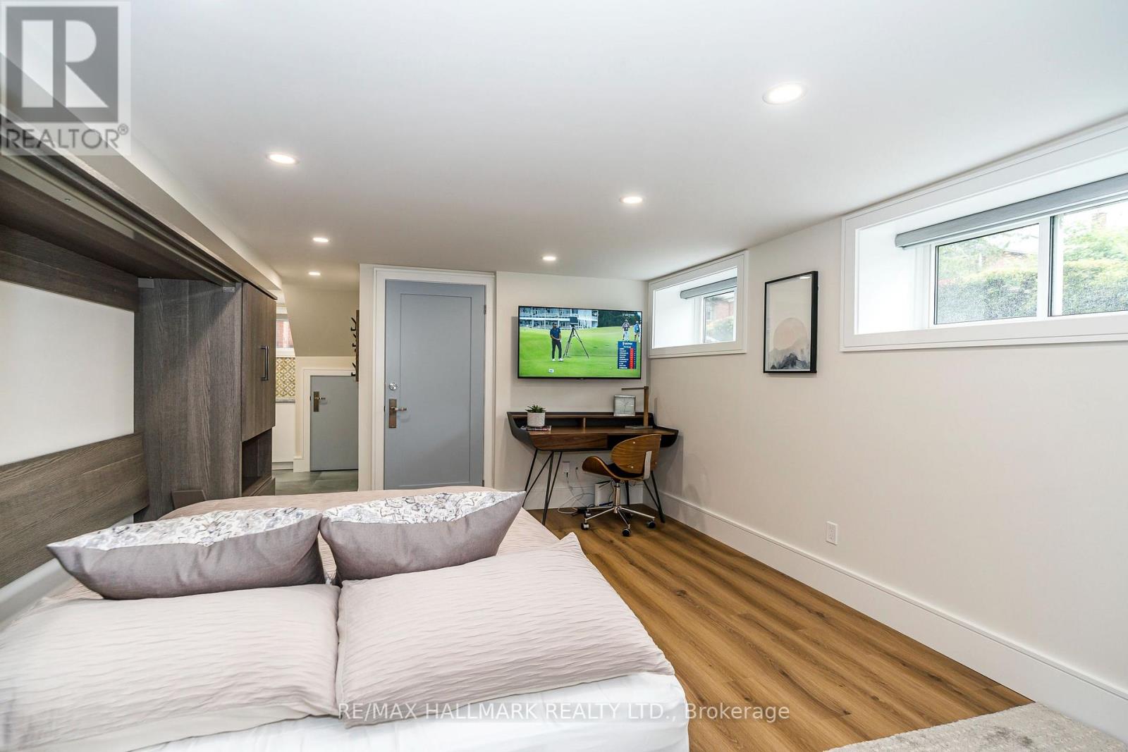 House - 202 Rusholme Road, Toronto, Ontario  M6H 2Y7 - Photo 7 - C12968618