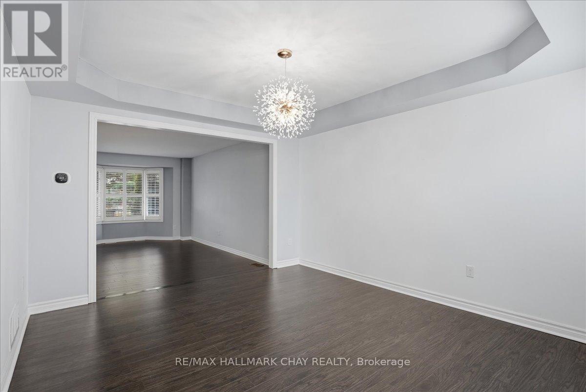 102 Esther Drive, Barrie, Ontario  L4N 0V8 - Photo 16 - S12968614