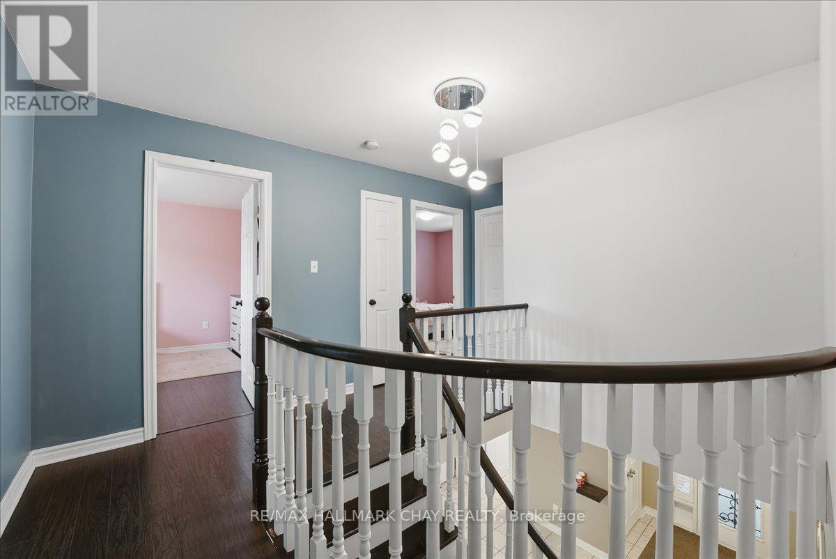 102 Esther Drive, Barrie, Ontario  L4N 0V8 - Photo 31 - S12968614