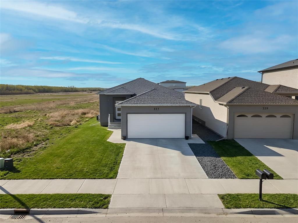 337 Purvis Boulevard, Selkirk, Manitoba  R1A 4N5 - Photo 0 - 202606639