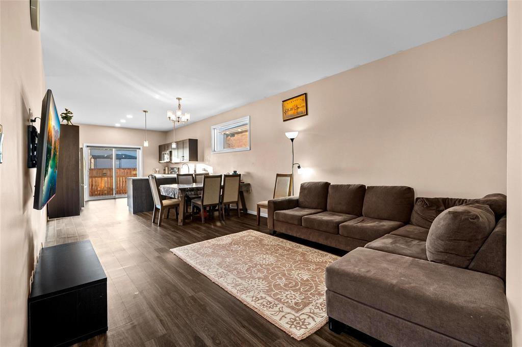 337 Purvis Boulevard, Selkirk, Manitoba  R1A 4N5 - Photo 4 - 202606639