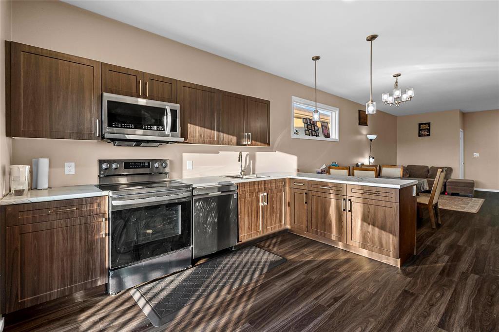 337 Purvis Boulevard, Selkirk, Manitoba  R1A 4N5 - Photo 8 - 202606639