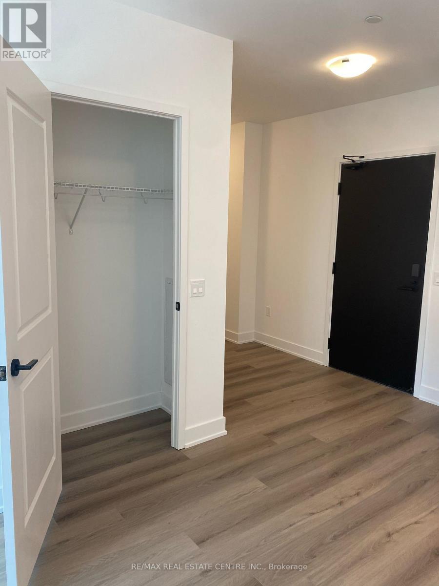 808 - 2333 Khalsa Gate, Oakville, Ontario  L6M 0X7 - Photo 2 - W12968598