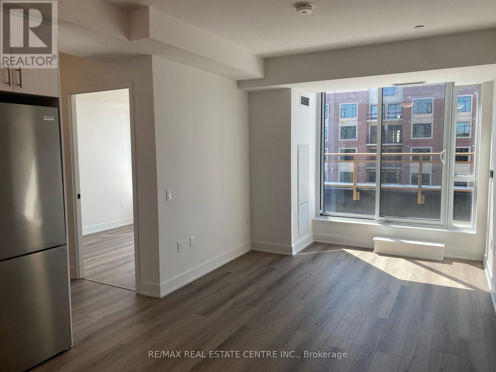 808 - 2333 Khalsa Gate, Oakville, Ontario  L6M 0X7 - Photo 7 - W12968598