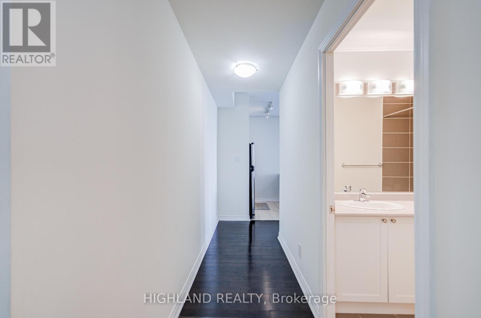 2609 - 3525 Kariya Drive, Mississauga, Ontario  L5B 0C2 - Photo 4 - W12968624