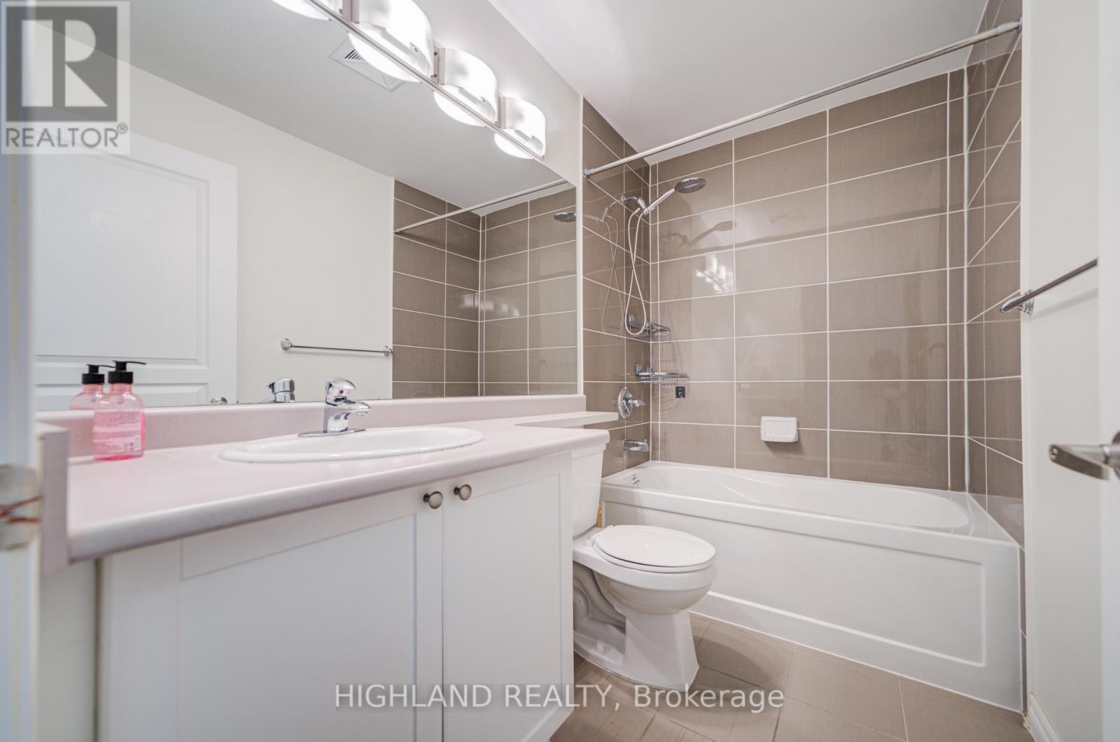 2609 - 3525 Kariya Drive, Mississauga, Ontario  L5B 0C2 - Photo 5 - W12968624