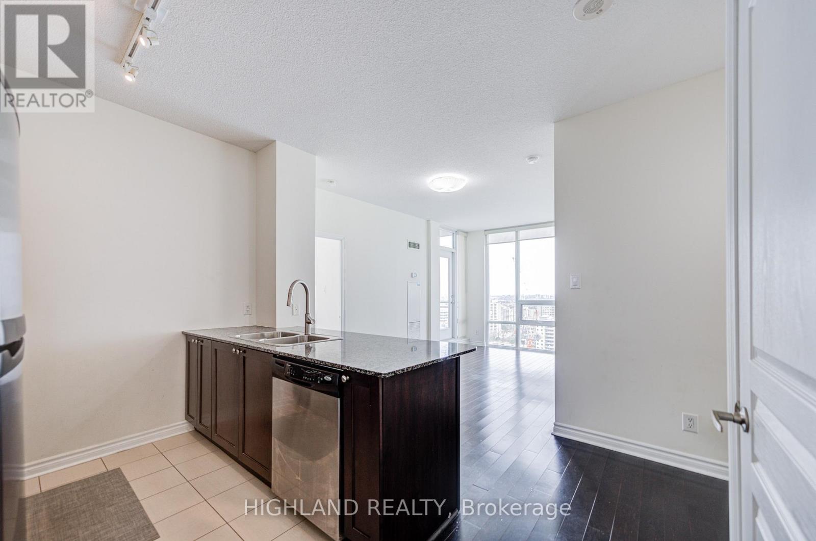 2609 - 3525 Kariya Drive, Mississauga, Ontario  L5B 0C2 - Photo 6 - W12968624