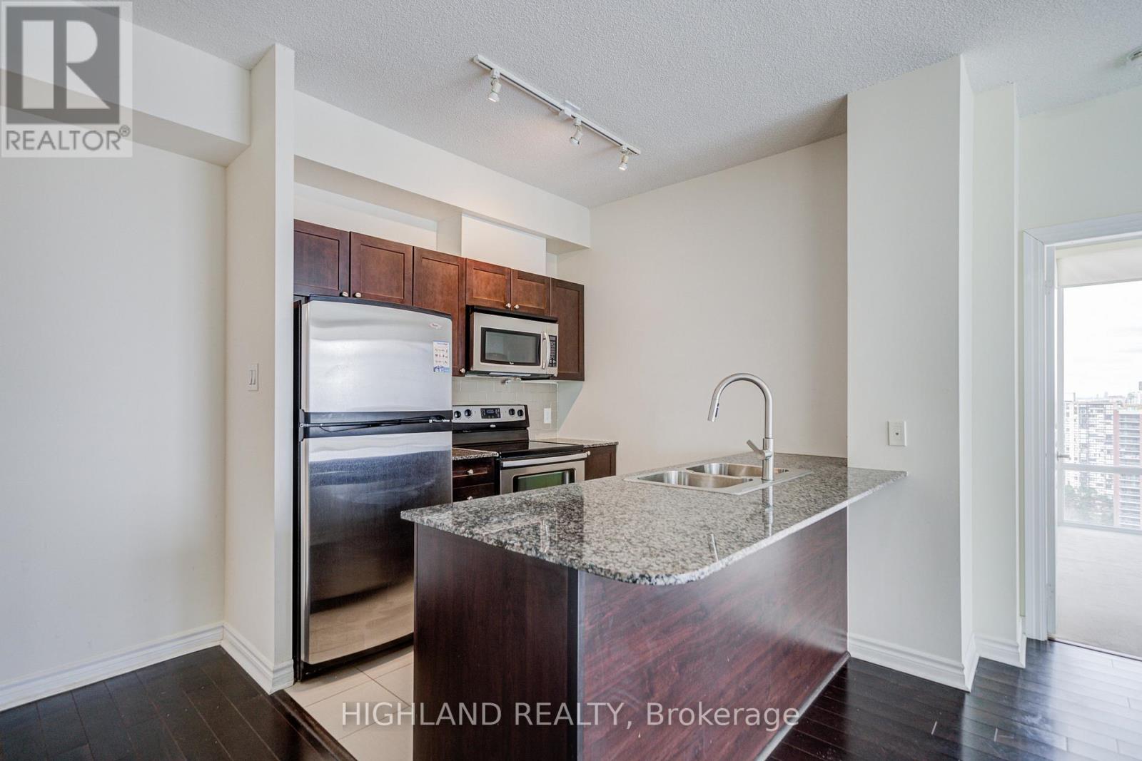 2609 - 3525 Kariya Drive, Mississauga, Ontario  L5B 0C2 - Photo 7 - W12968624