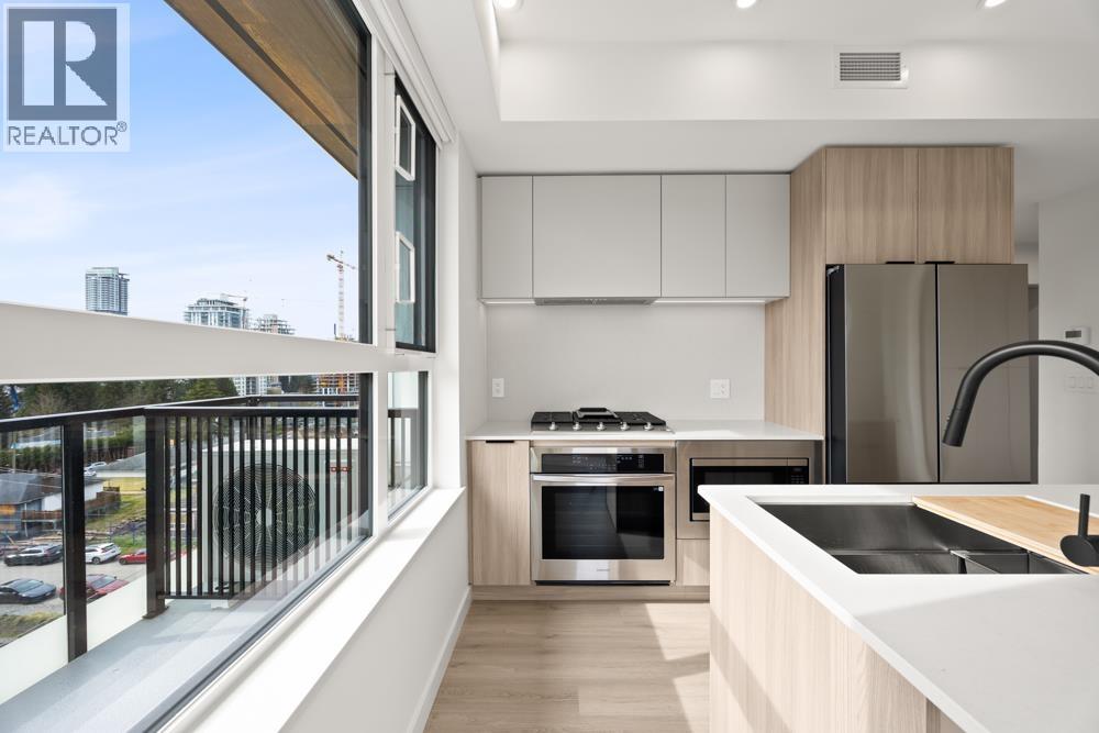 613 623 Kemsley Avenue, Coquitlam, British Columbia  V3J 0L8 - Photo 9 - R3099020