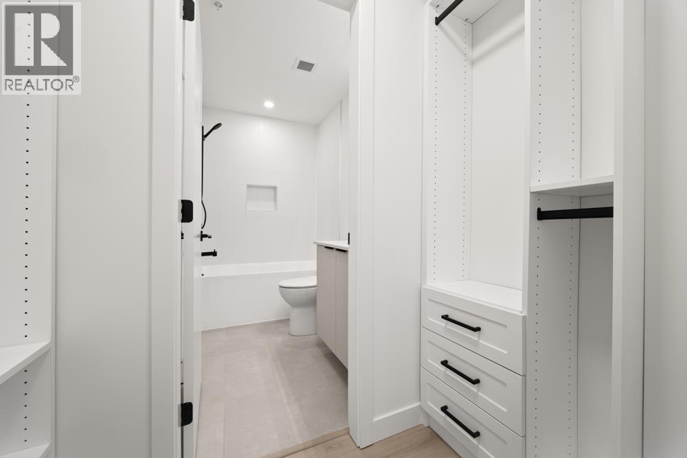 613 623 Kemsley Avenue, Coquitlam, British Columbia  V3J 0L8 - Photo 14 - R3099020