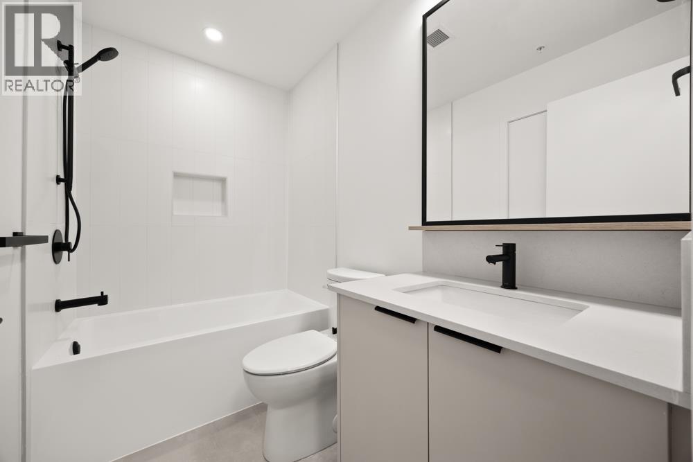 613 623 Kemsley Avenue, Coquitlam, British Columbia  V3J 0L8 - Photo 13 - R3099020