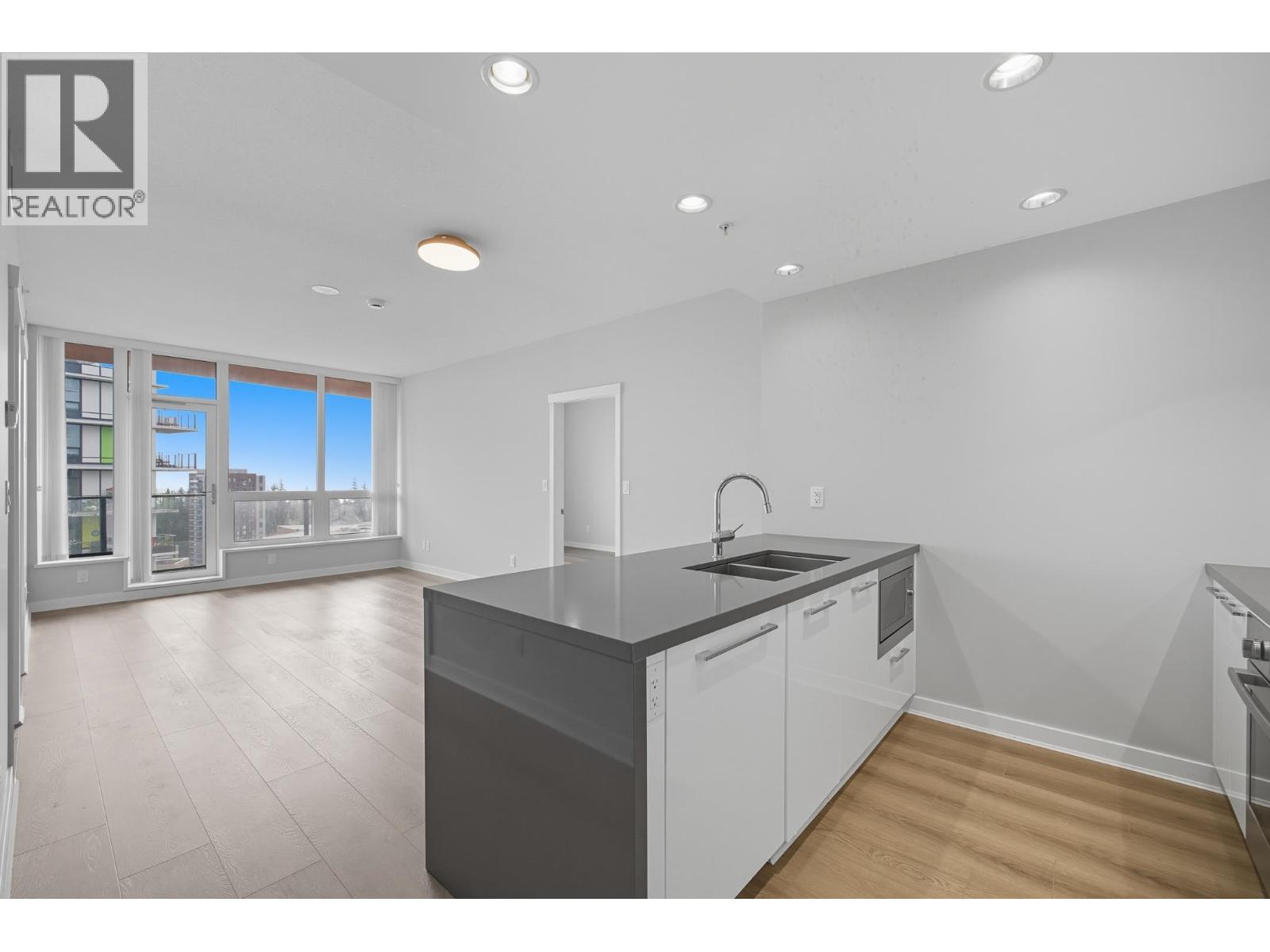 Listing Picture 5 of 34 : 1906 5628 BIRNEY AVENUE, Vancouver / 溫哥華 - 魯藝地產 Yvonne Lu Group - MLS Medallion Club Member