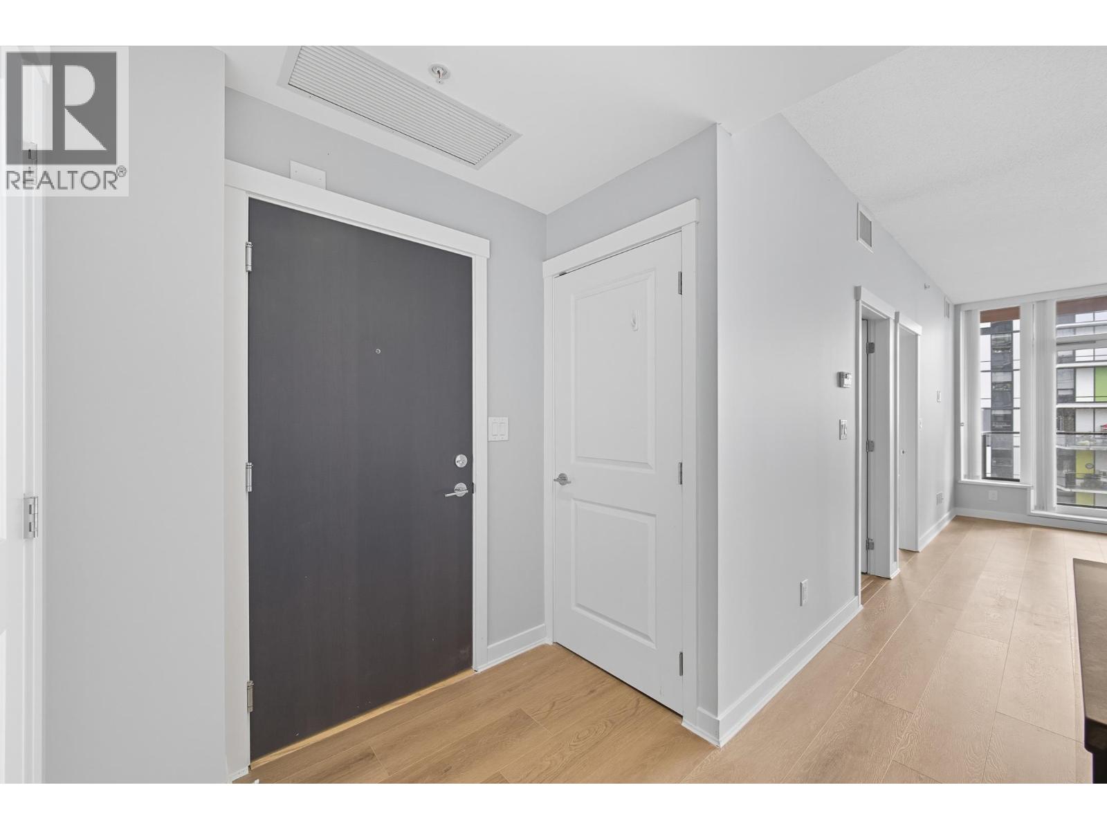 Listing Picture 4 of 34 : 1906 5628 BIRNEY AVENUE, Vancouver / 溫哥華 - 魯藝地產 Yvonne Lu Group - MLS Medallion Club Member