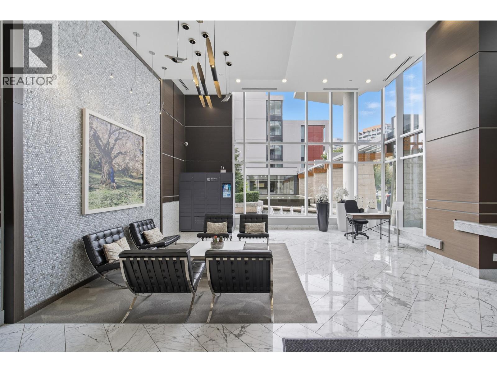 Listing Picture 3 of 34 : 1906 5628 BIRNEY AVENUE, Vancouver / 溫哥華 - 魯藝地產 Yvonne Lu Group - MLS Medallion Club Member