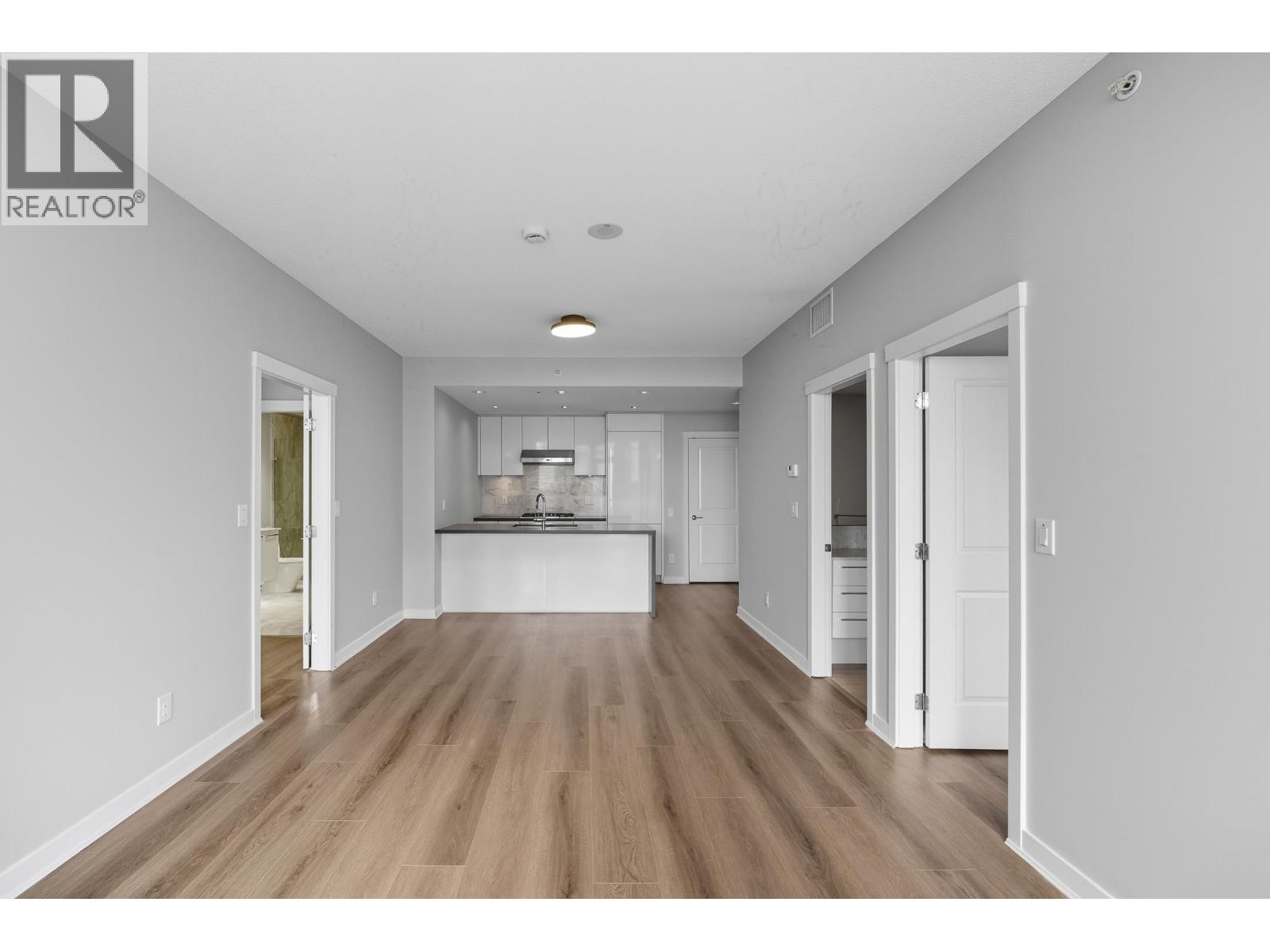 Listing Picture 7 of 34 : 1906 5628 BIRNEY AVENUE, Vancouver / 溫哥華 - 魯藝地產 Yvonne Lu Group - MLS Medallion Club Member