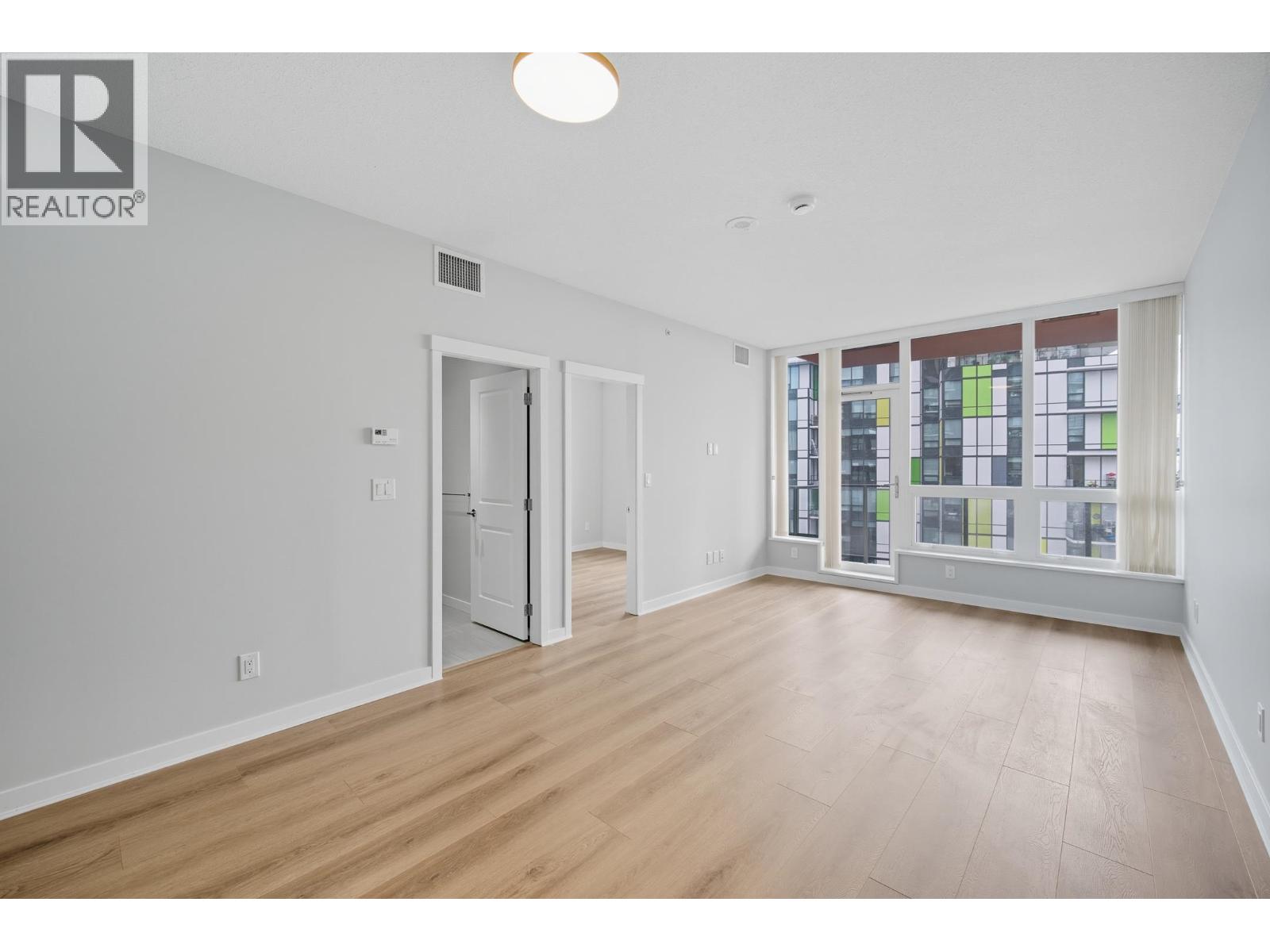 Listing Picture 18 of 34 : 1906 5628 BIRNEY AVENUE, Vancouver / 溫哥華 - 魯藝地產 Yvonne Lu Group - MLS Medallion Club Member