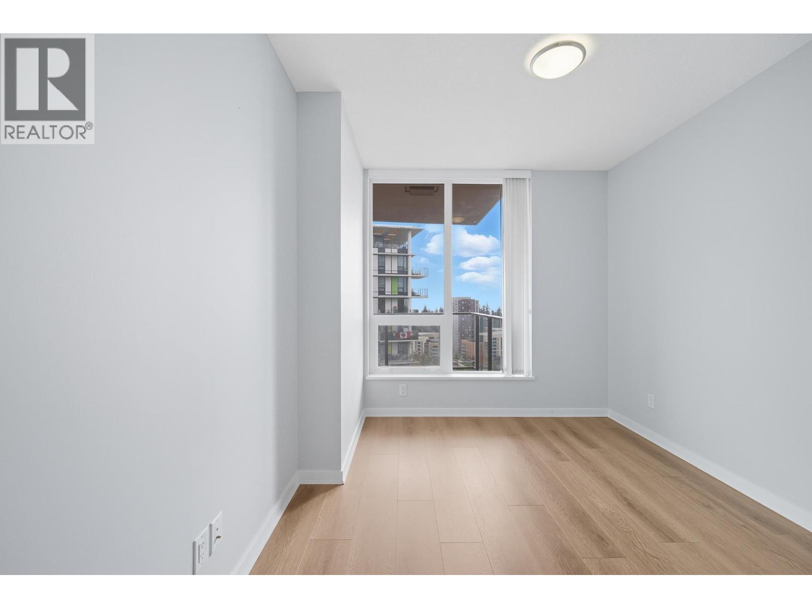 Listing Picture 28 of 34 : 1906 5628 BIRNEY AVENUE, Vancouver / 溫哥華 - 魯藝地產 Yvonne Lu Group - MLS Medallion Club Member