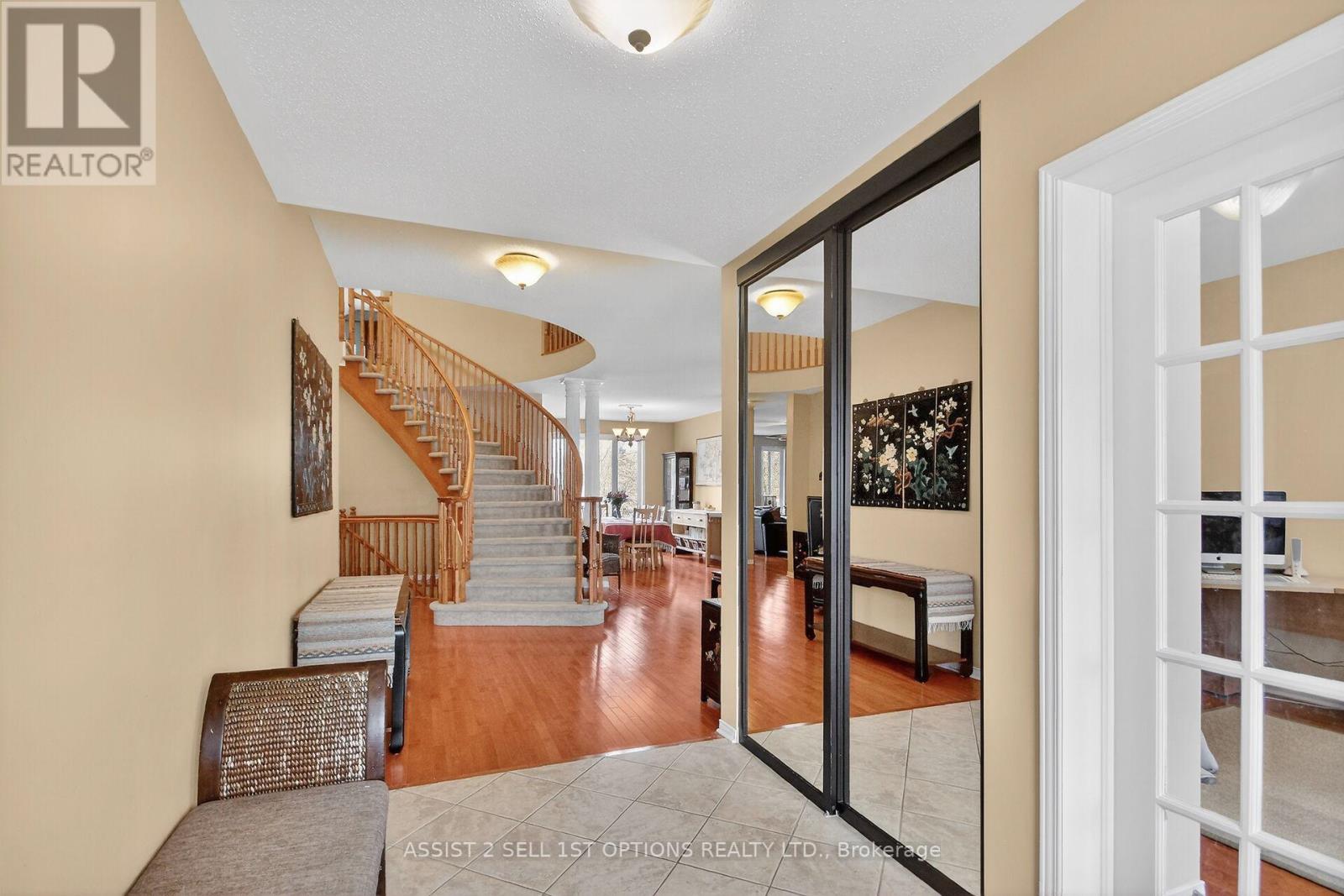 7 Branchwood Street, Ottawa, Ontario  K2G 6X9 - Photo 2 - X12968640