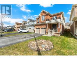 88 FRED JACKMAN AVENUE, Clarington, Ontario
