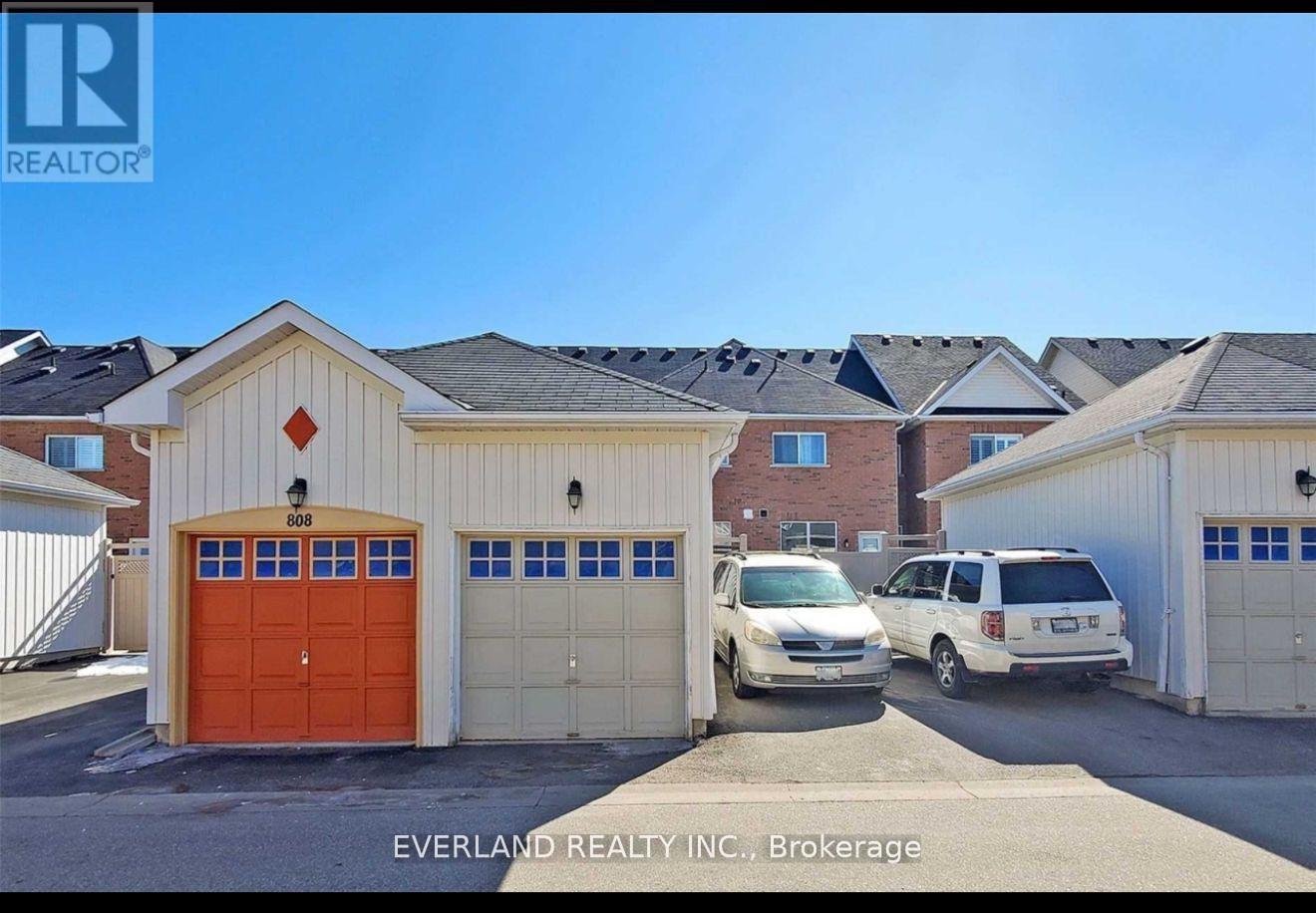 806 Castlemore Avenue, Markham, Ontario  L6E 1P2 - Photo 17 - N12968642