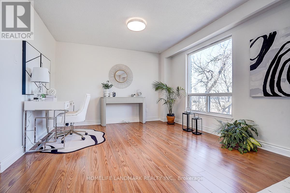 40 Henderson Drive, Aurora, Ontario  L4G 3L2 - Photo 21 - N12968650