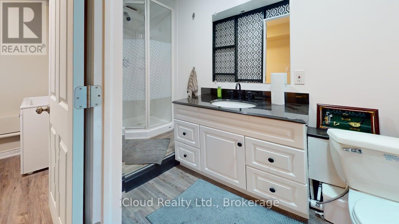 2 - 55 Royal Palm Drive, Brampton, Ontario  L6Z 1P1 - Photo 8 - W12968634