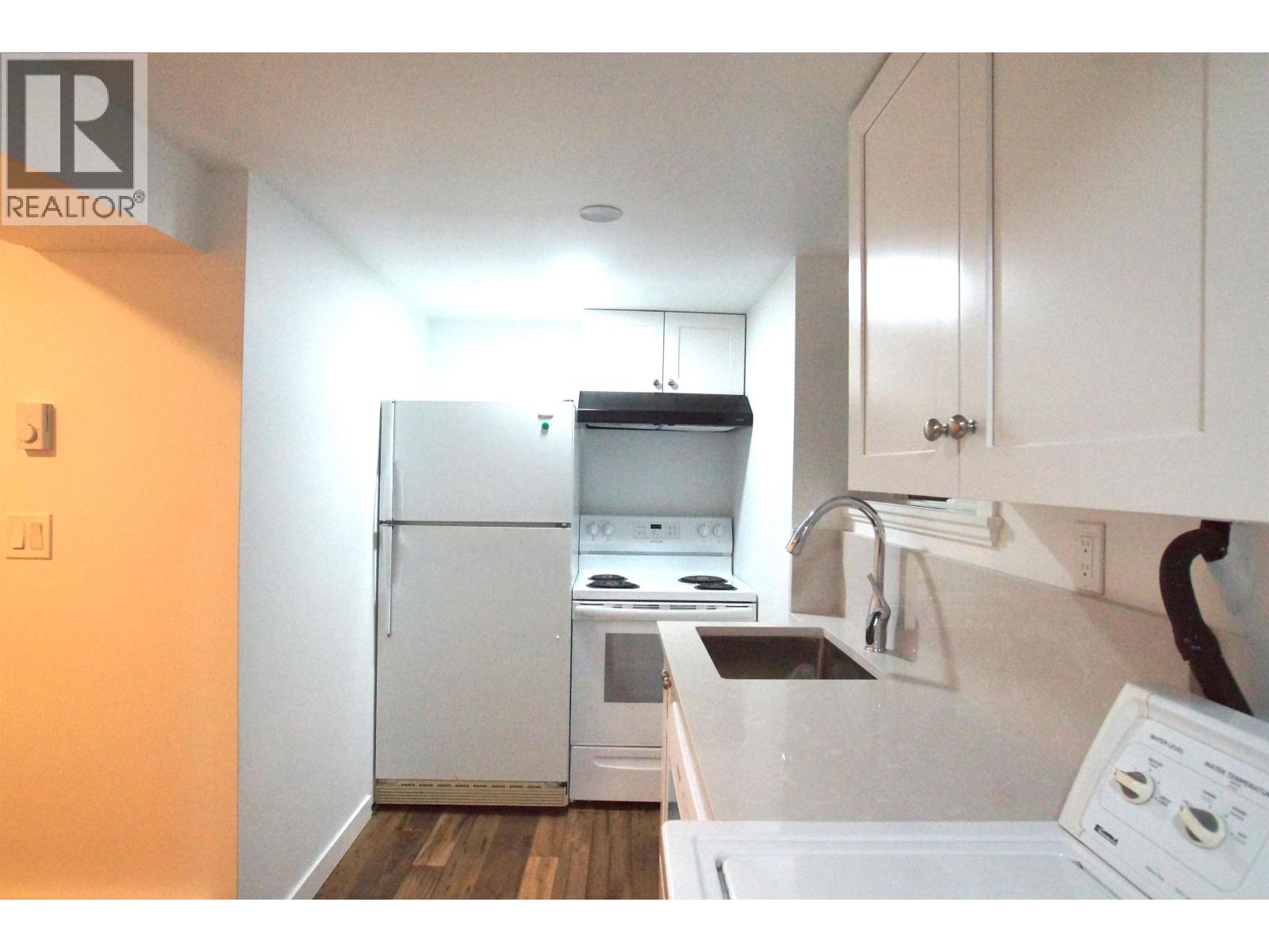 3945 W 10th Avenue, Vancouver, British Columbia  V6R 2G9 - Photo 29 - R3105295