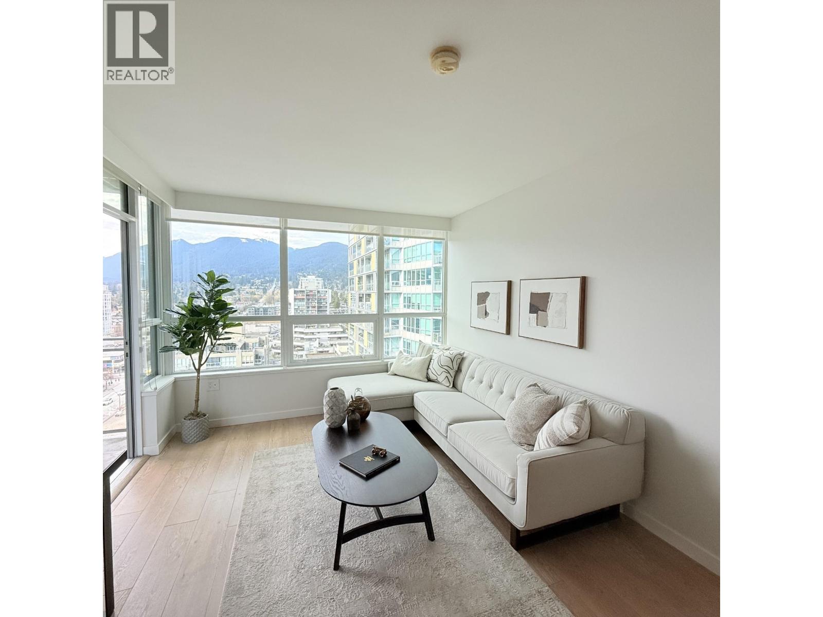 1401 112 E 13th Street, North Vancouver, British Columbia V7L 0E4 - Photo 3 - R3107535