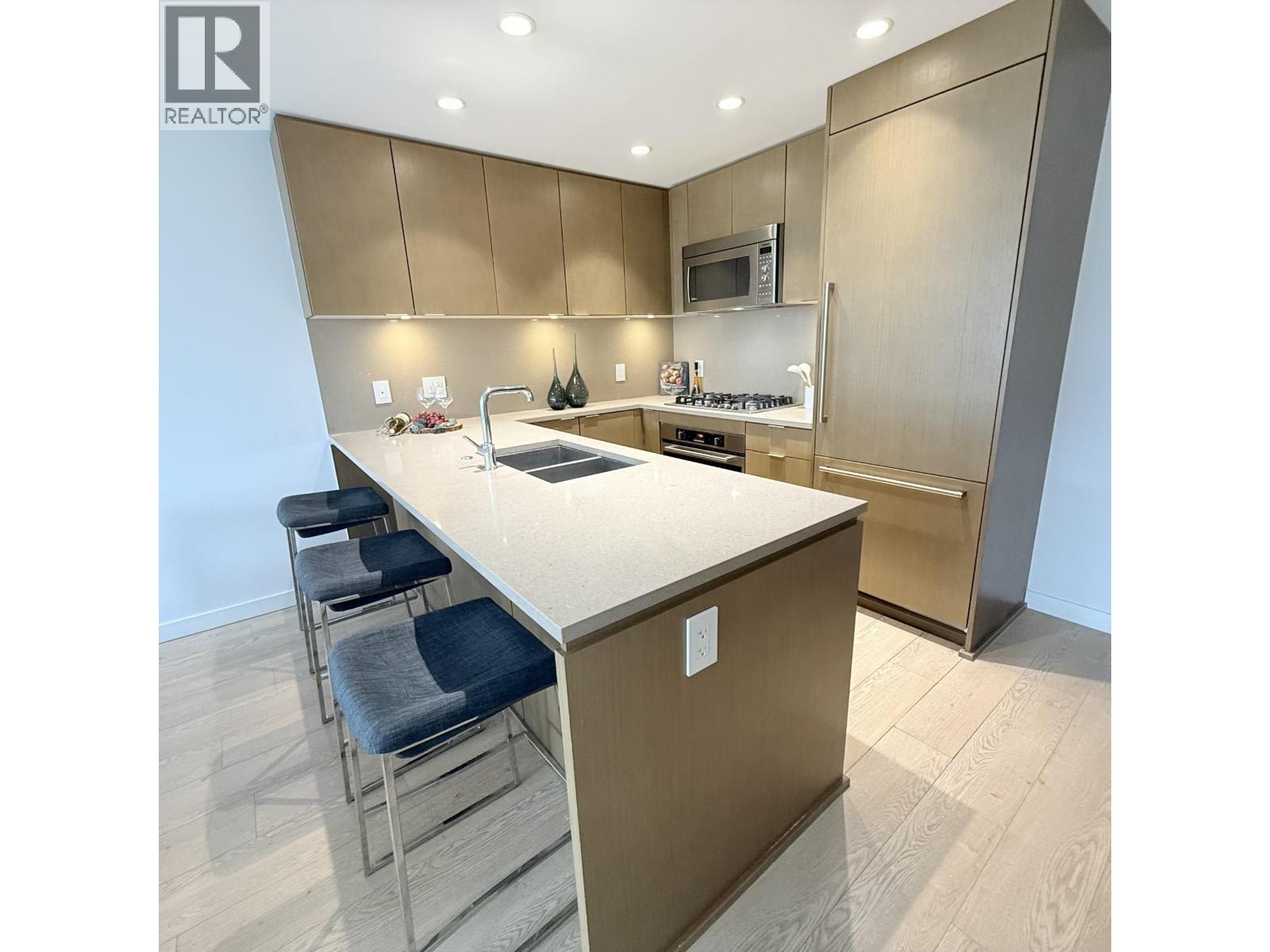 1401 112 E 13th Street, North Vancouver, British Columbia V7L 0E4 - Photo 9 - R3107535