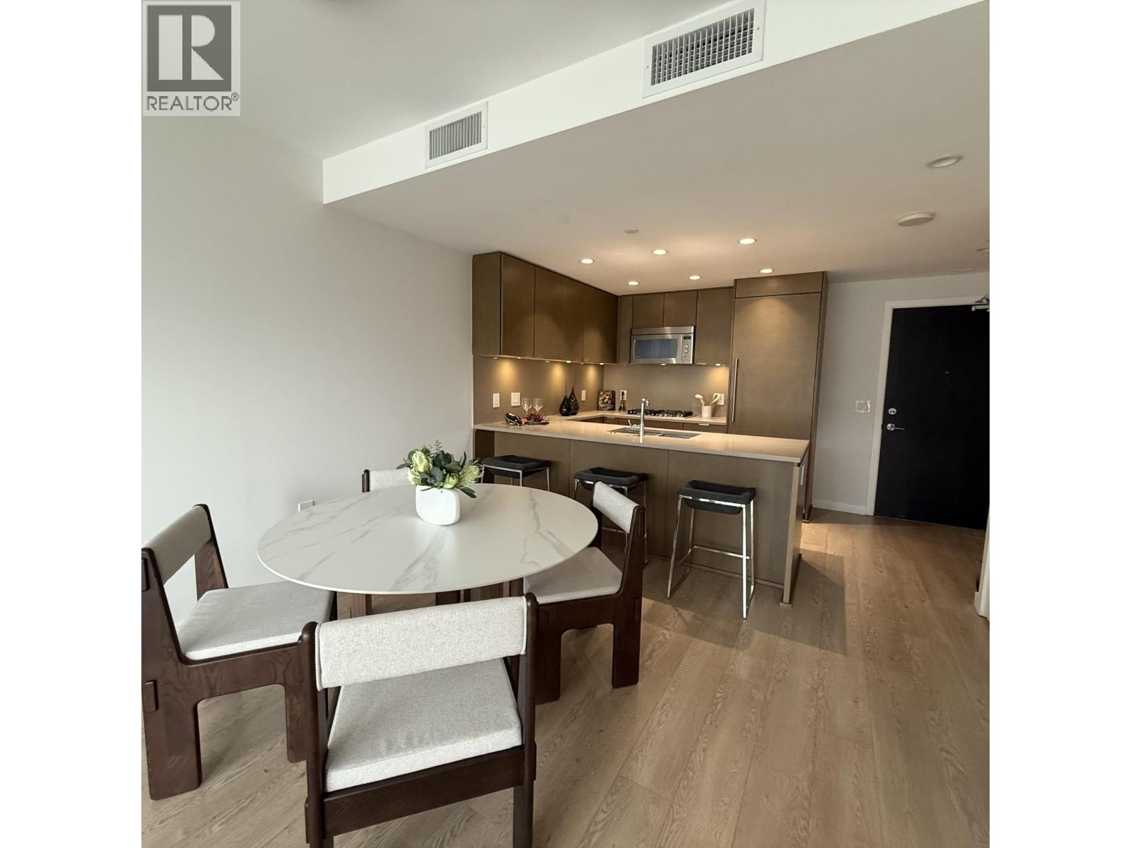 1401 112 E 13th Street, North Vancouver, British Columbia V7L 0E4 - Photo 7 - R3107535