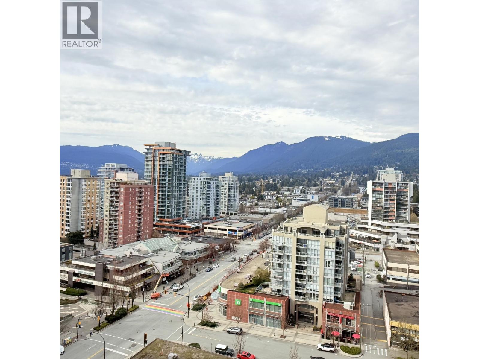 1401 112 E 13th Street, North Vancouver, British Columbia V7L 0E4 - Photo 2 - R3107535