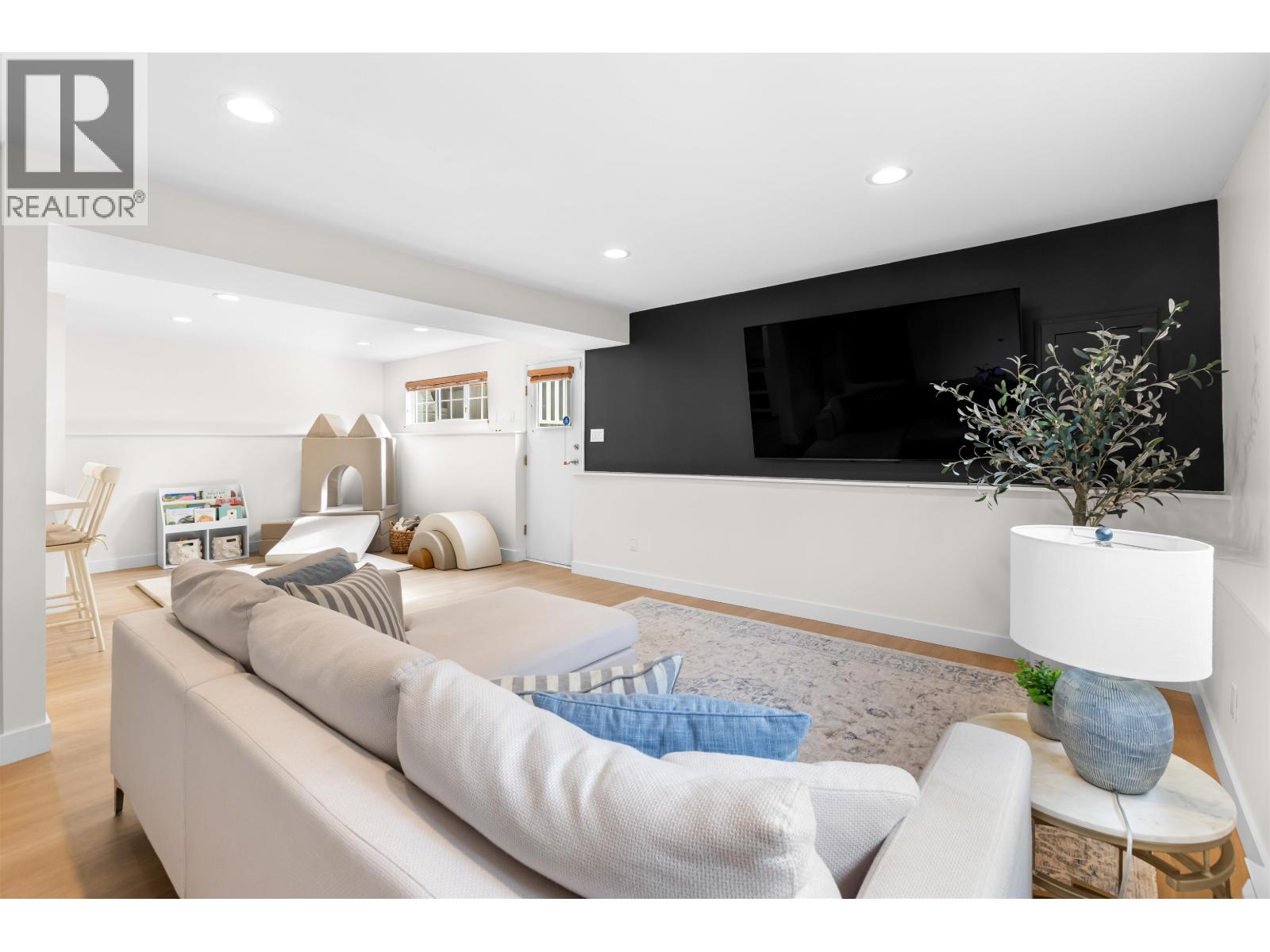 6364 Nelson Avenue, West Vancouver, British Columbia  V7W 2A4 - Photo 24 - R3107687