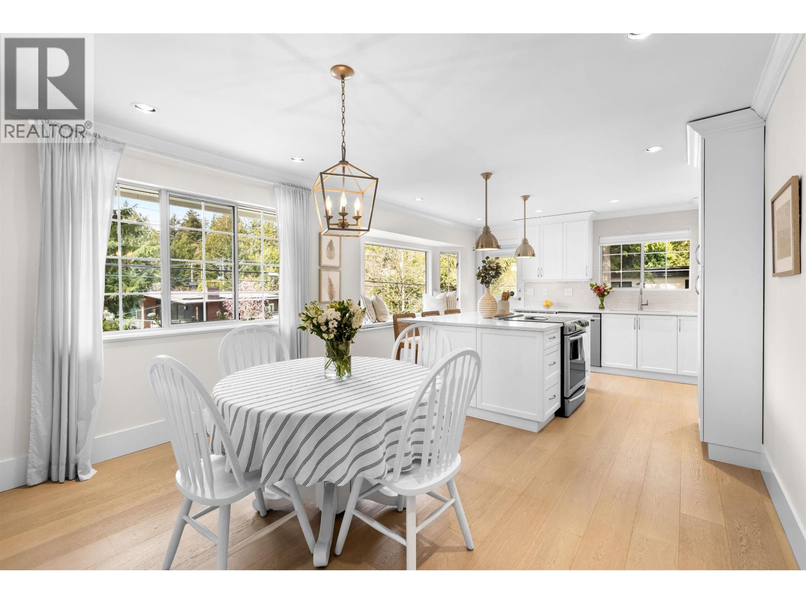 6364 Nelson Avenue, West Vancouver, British Columbia  V7W 2A4 - Photo 6 - R3107687