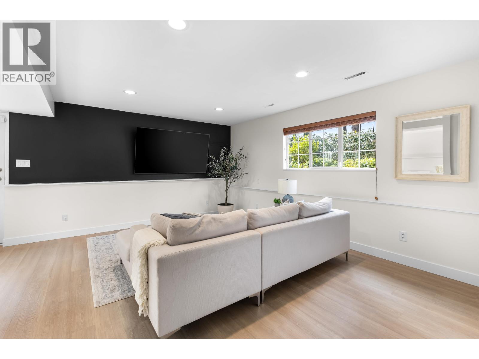 6364 Nelson Avenue, West Vancouver, British Columbia  V7W 2A4 - Photo 23 - R3107687