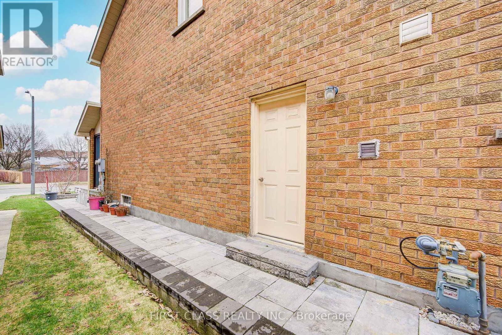 4503 Kimbermount Avenue, Mississauga, Ontario  L5M 4J4 - Photo 43 - W12958164