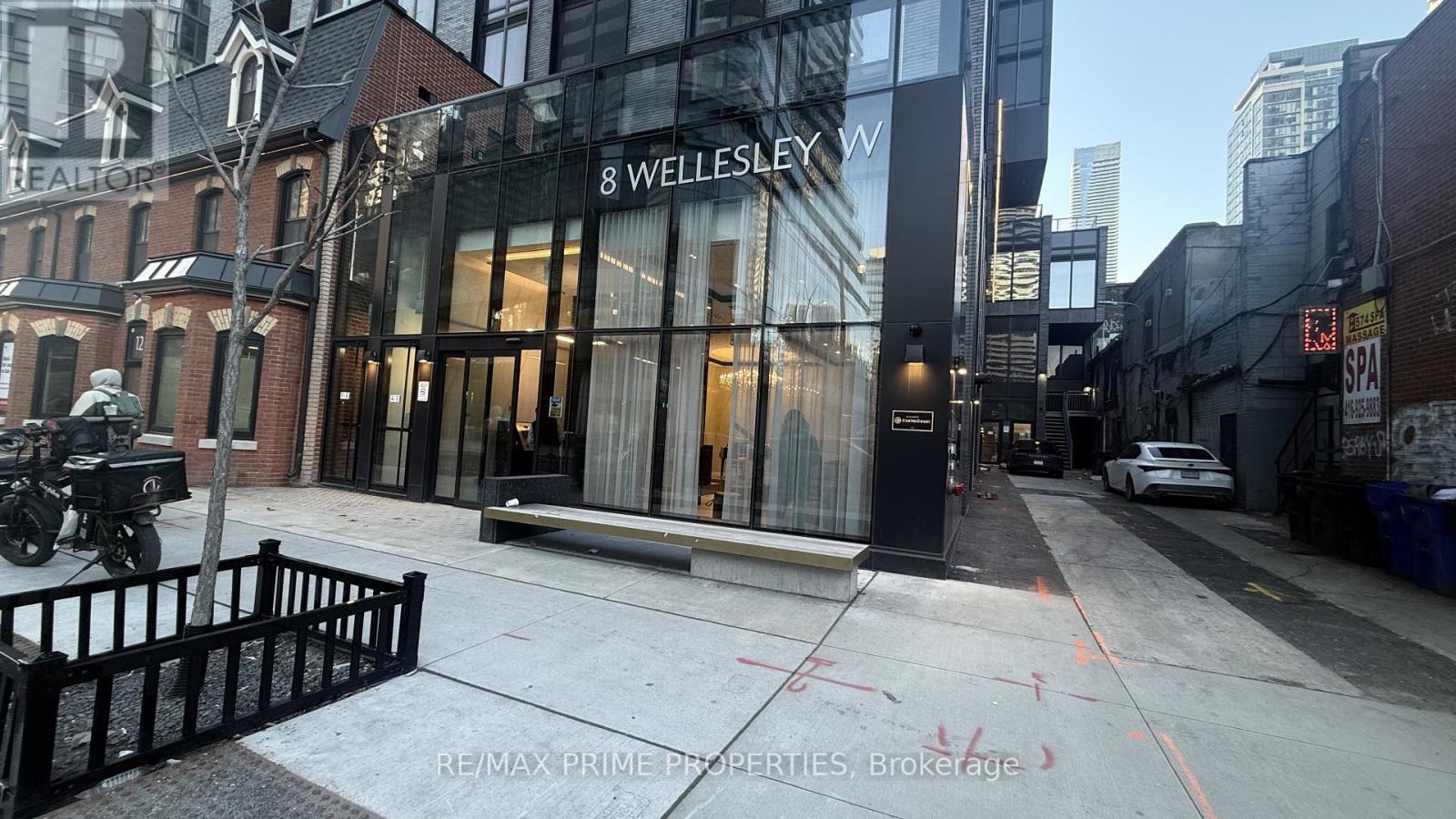 2808 - 8 Wellesley Street W, Toronto, Ontario  M4Y 0J5 - Photo 18 - C12968606