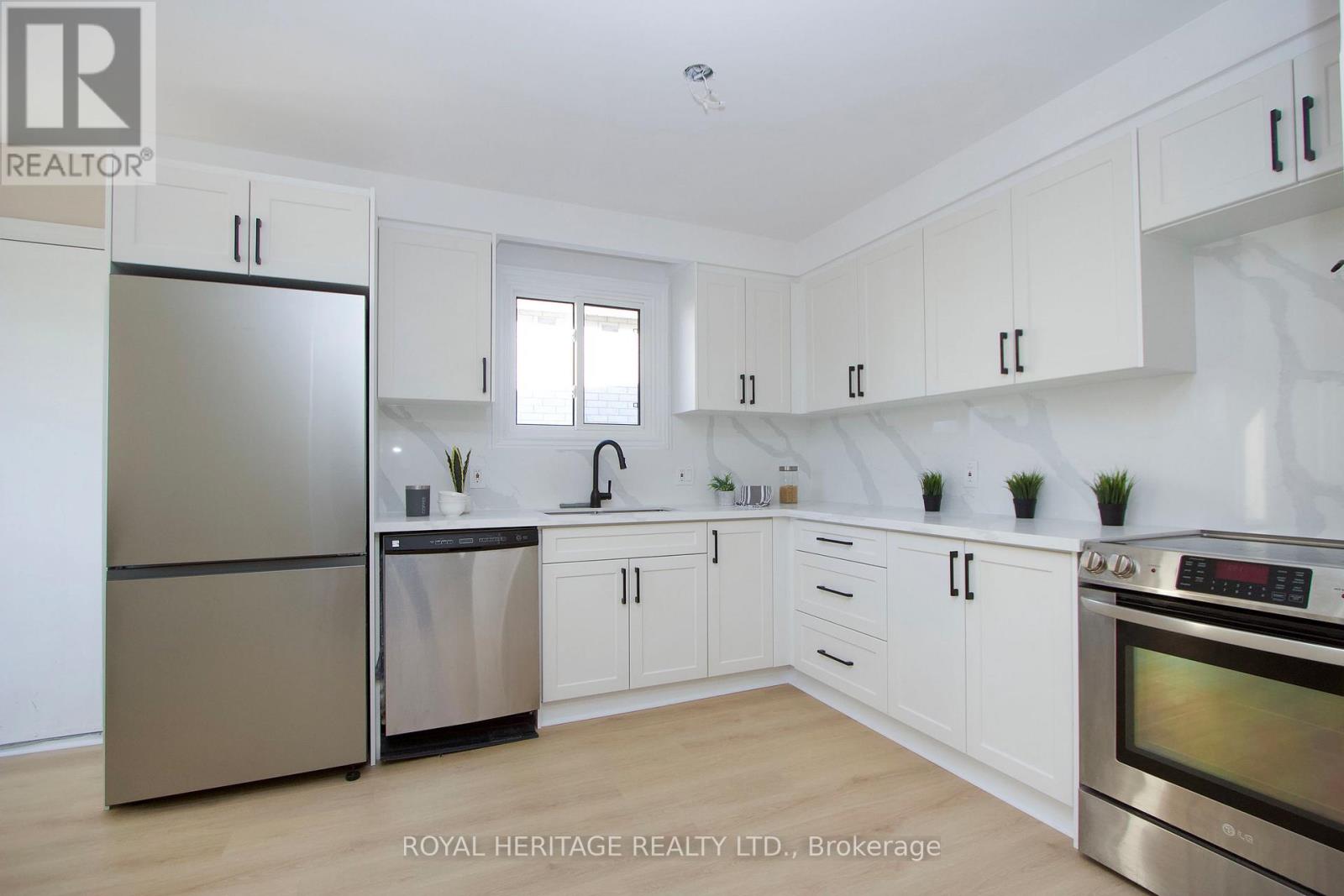 77 Devondale Street, Clarington, Ontario  L1E 2A1 - Photo 8 - E12968674