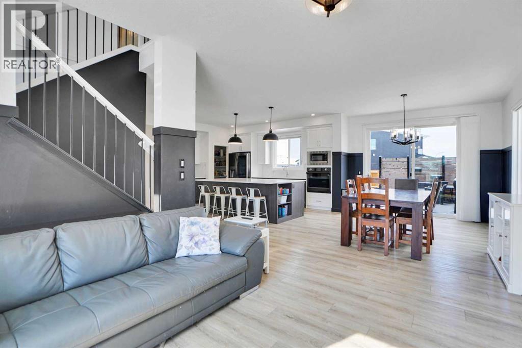 188 Brander Avenue, Langdon, Alberta  T0J 1X2 - Photo 5 - A2298123