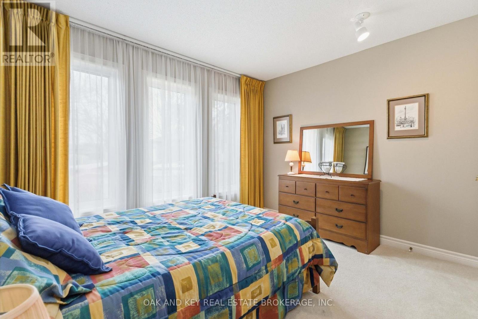 31 Green Hedge Lane, London North, Ontario  N6H 4Z3 - Photo 26 - X12968658