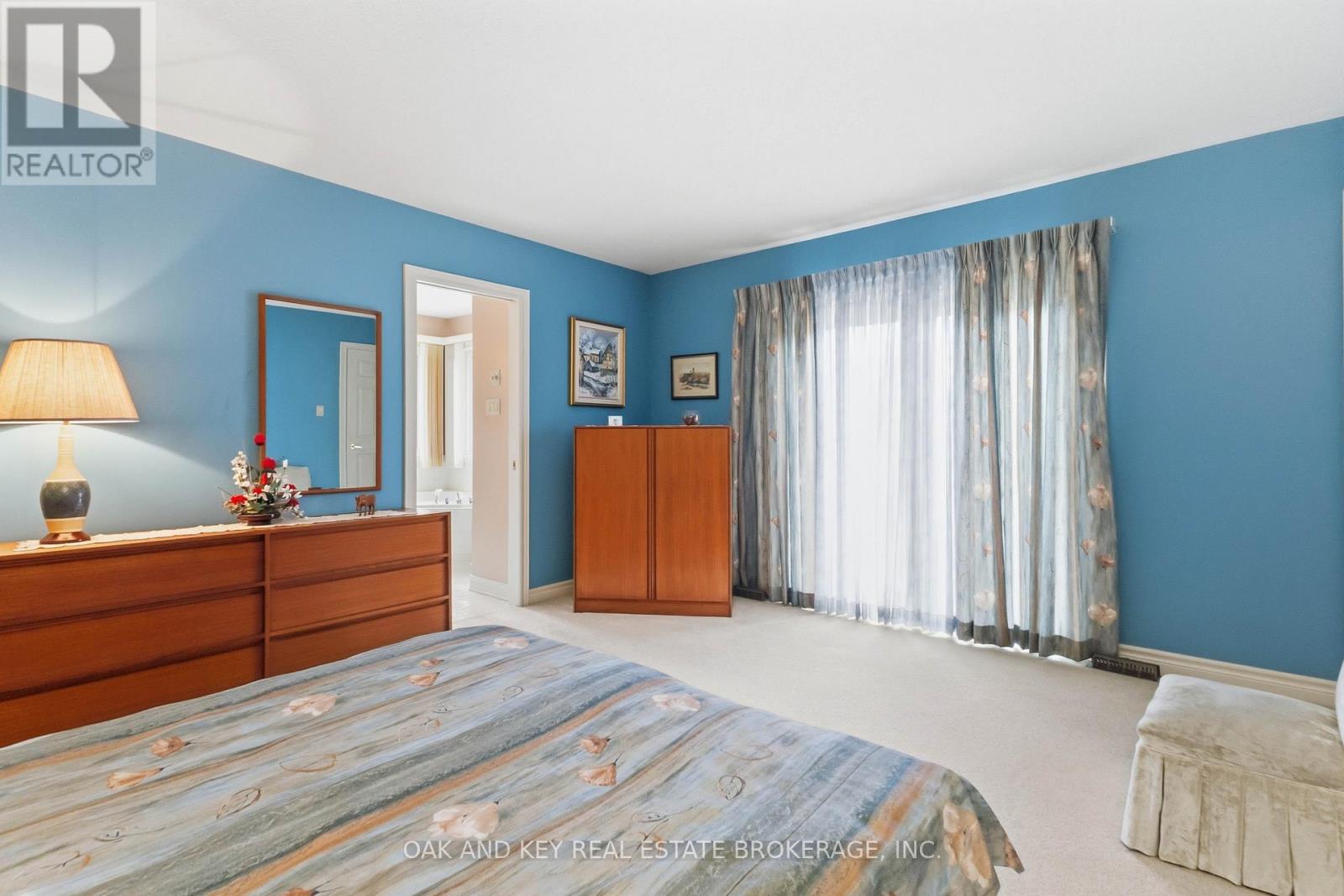 31 Green Hedge Lane, London North, Ontario  N6H 4Z3 - Photo 30 - X12968658