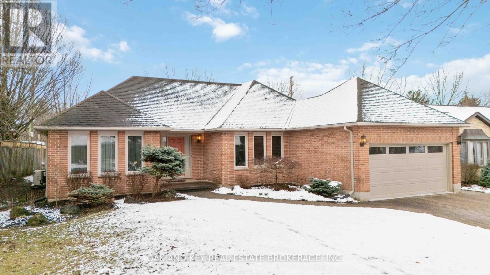 31 Green Hedge Lane, London North, Ontario  N6H 4Z3 - Photo 43 - X12968658