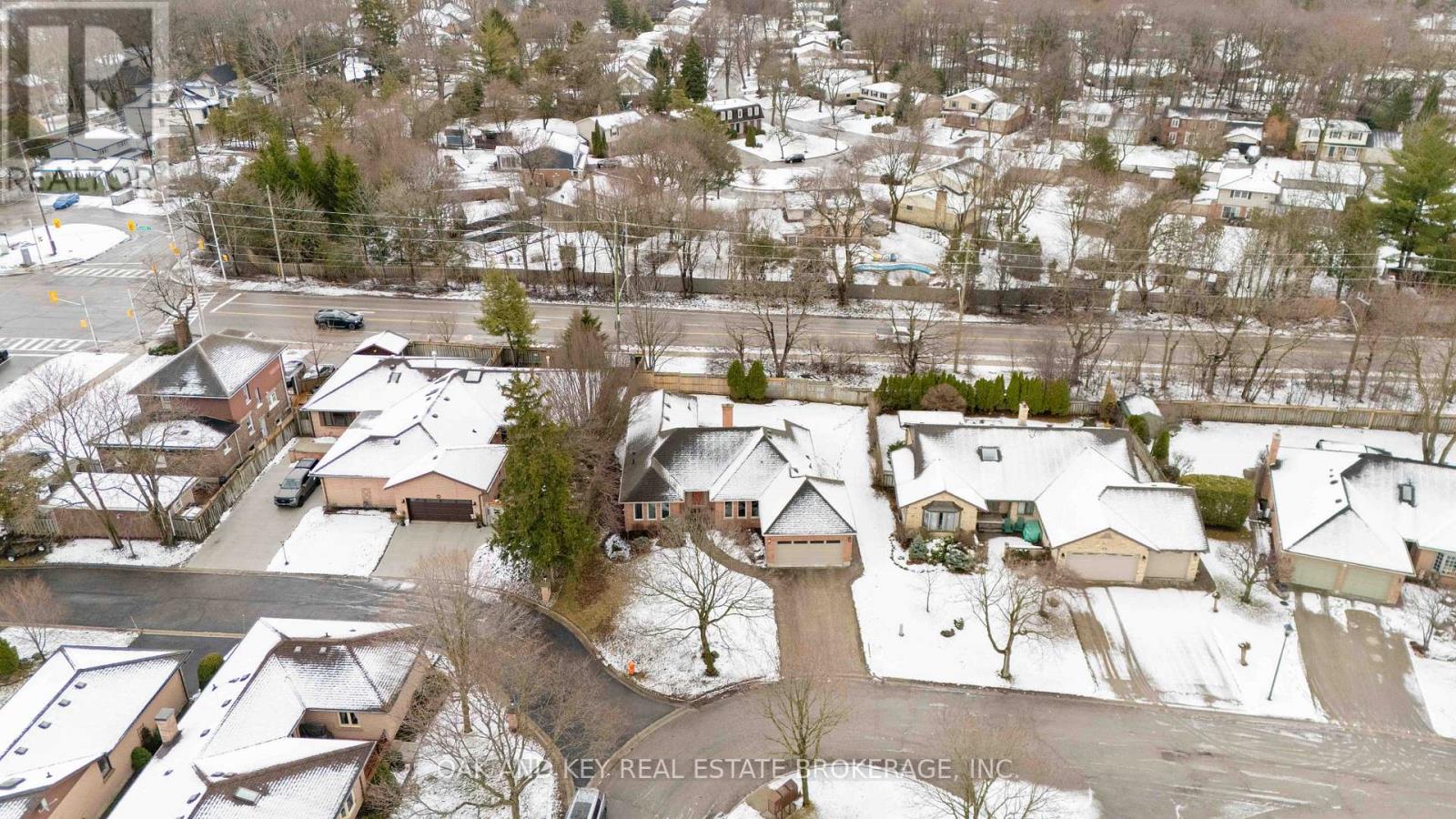 31 Green Hedge Lane, London North, Ontario  N6H 4Z3 - Photo 47 - X12968658