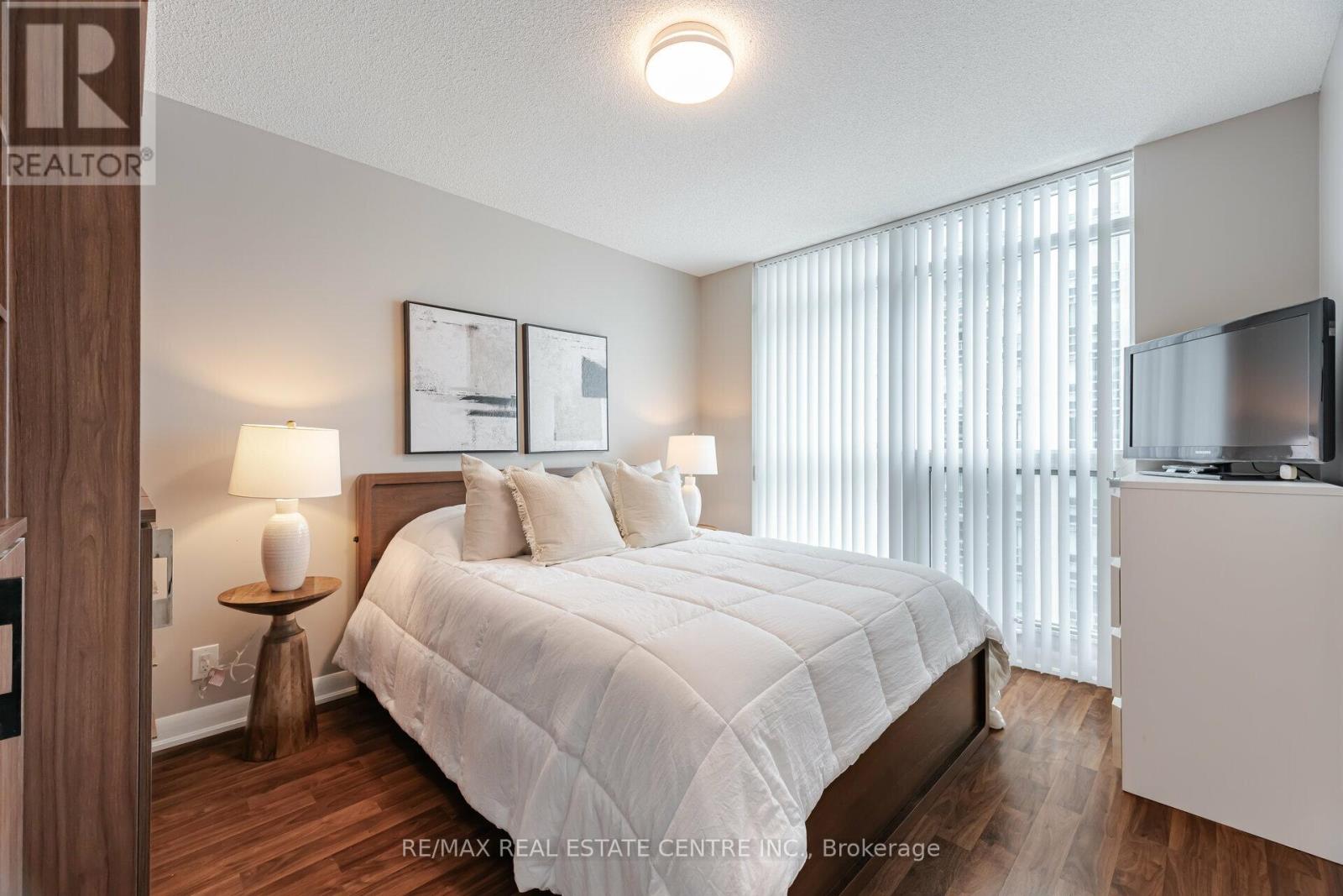 906 - 17 Anndale Drive, Toronto, Ontario  M2N 2W7 - Photo 16 - C12968706